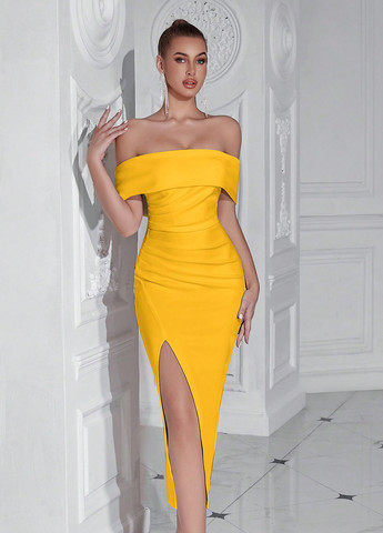 Желтое вечернее платье с открытыми плечами SHEIN однотонное