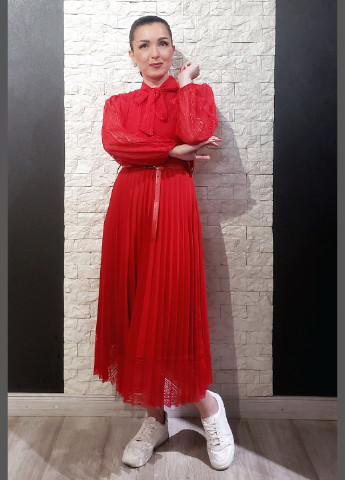 Красное кэжуал платье плиссированное di classe однотонное