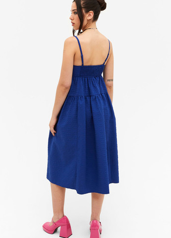 Летний женский сарафан Monki однотонный