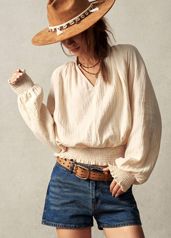 Бежевая блуза SHEIN