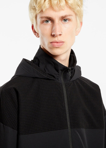 Чорна демісезонна вітровка Calvin Klein Jeans