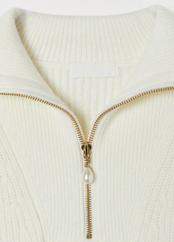 Белый демисезонный свитер H&M