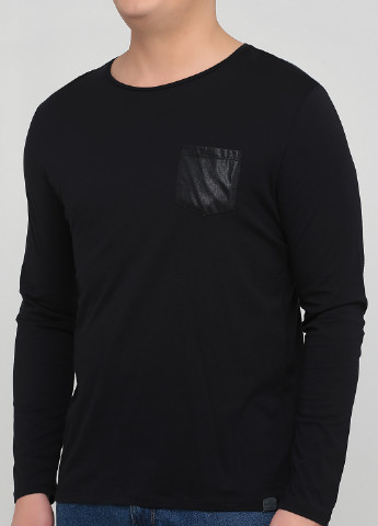 Черный лонгслив GENTI