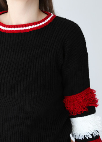 Чорний демісезонний светр жіночий чорний з бахромою на рукавах MDG Прямая