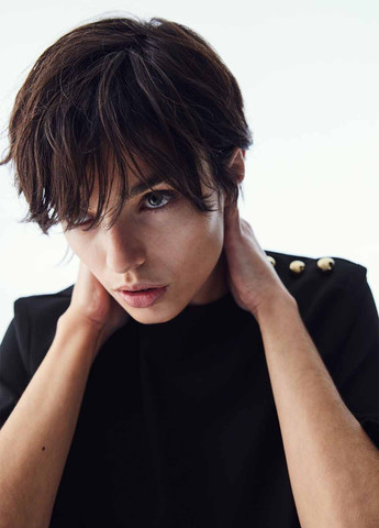 Черное кэжуал платье а-силуэт H&M однотонное