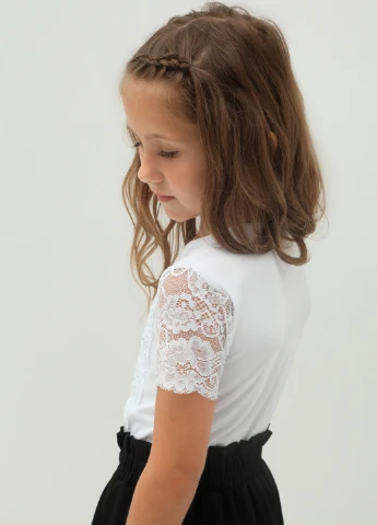 Белая однотонная блузка Perix Kids демисезонная