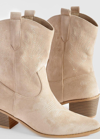 Песочные осенние полусапоги Boohoo