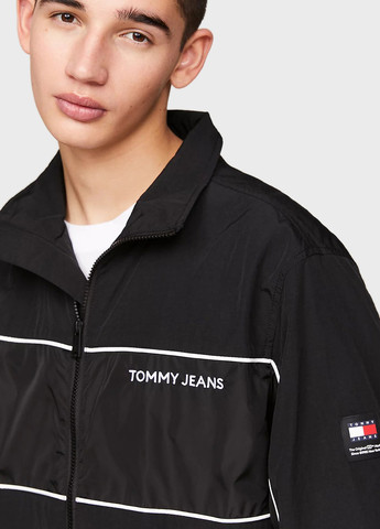 Черная демисезонная ветровка Tommy Jeans