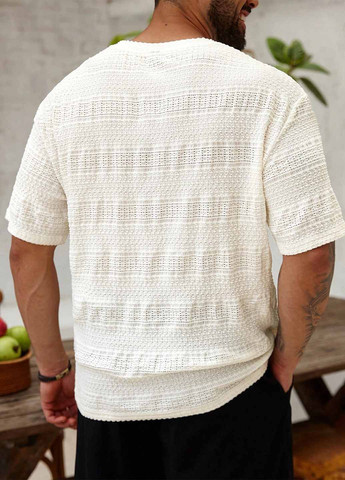 Молочная футболка SHEIN