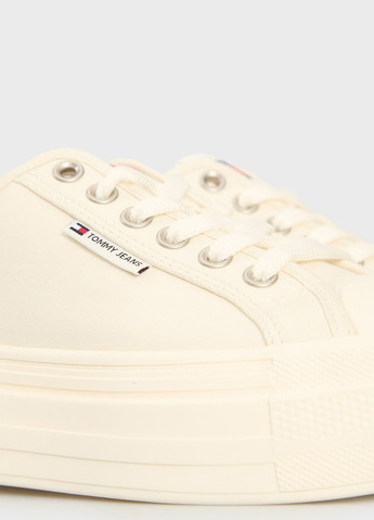 Молочные кеды Tommy Jeans