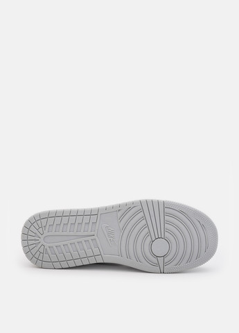 Светло-серые кеды No Brand