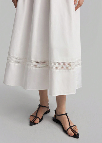 Белое кэжуал платье а-силуэт SHEIN однотонное