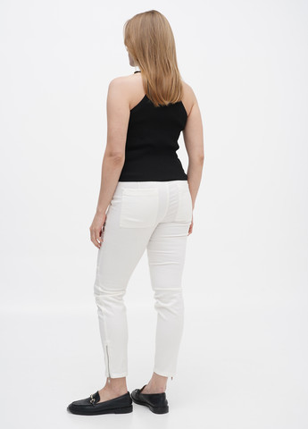 Белые кэжуал демисезонные зауженные, укороченные брюки S.Oliver