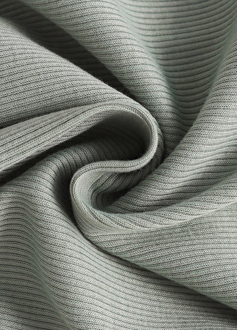 Серо-зеленая всесезон пижама (футболка, шорты) футболка + шорты SHEIN