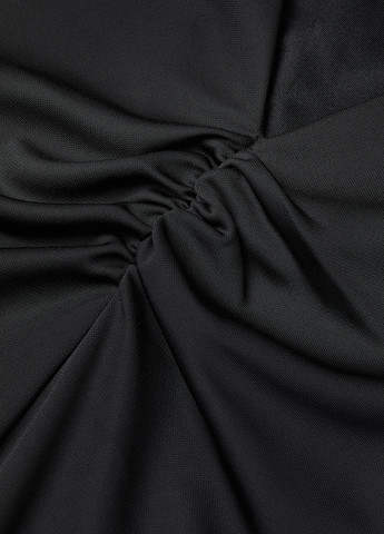 Черное кэжуал платье а-силуэт, клеш H&M однотонное