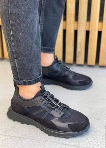 Чорні кросівки shoesband демісезон Brand