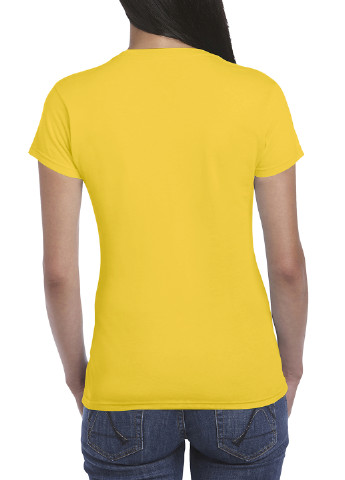 Желтая летняя футболка Gildan