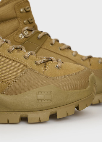 Коричневые зимние ботинки Tommy Jeans