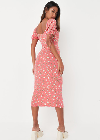 Розовое кэжуал платье в стиле ампир Missguided с цветочным принтом