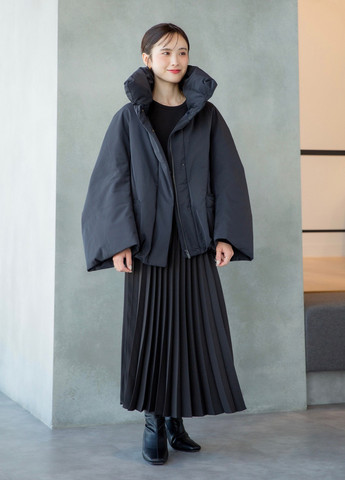 Чорна кежуал сукня плісована Uniqlo однотонна