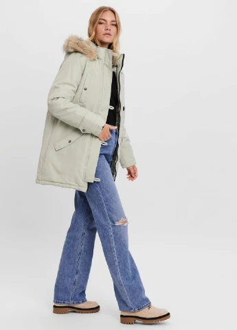 Світло-сіра демісезонна куртка Vero Moda