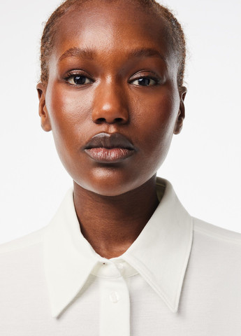 Белая кэжуал рубашка однотонная Lacoste