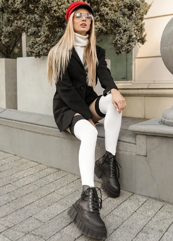 Білі панчохи з чорним манжетовм вище колін Mo Ko Ko Socks (253636861)