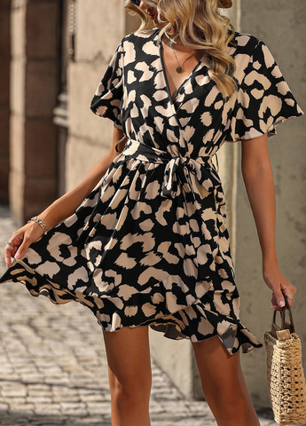 Чорна кежуал сукня на запах SHEIN з тваринним принтом