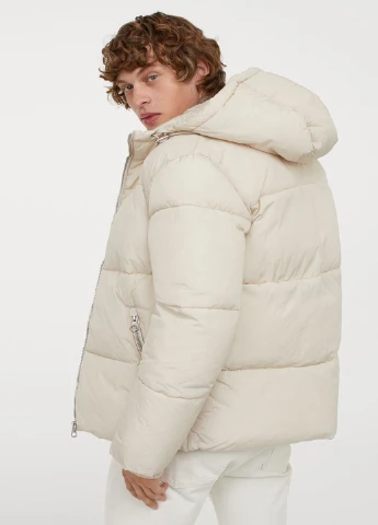 Молочная зимняя куртка H&M