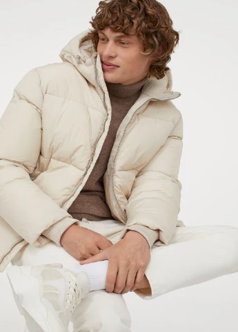 Молочная зимняя куртка H&M