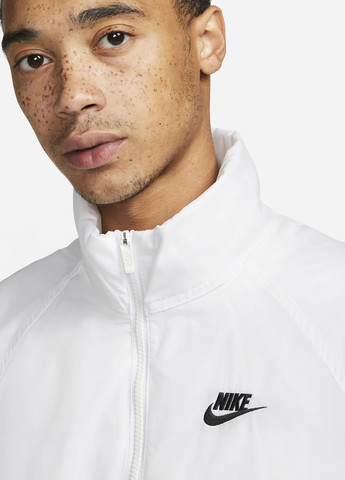 Белая демисезонная ветровка Nike Sportswear Windrunner Men's Unlined Woven