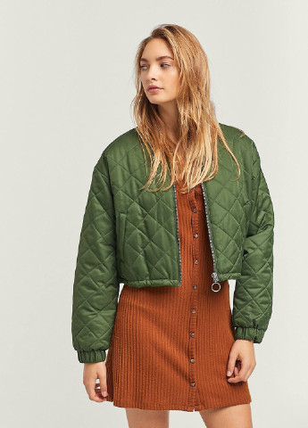 Зелена демісезонна куртка Stradivarius