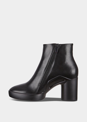 Осенние ботинки Ecco без декора