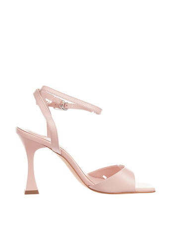 Пудровые босоножки Blizzarini с ремешком