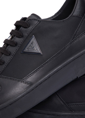 Черные кеды Guess