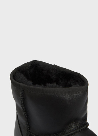 Черные ботинки PRPY