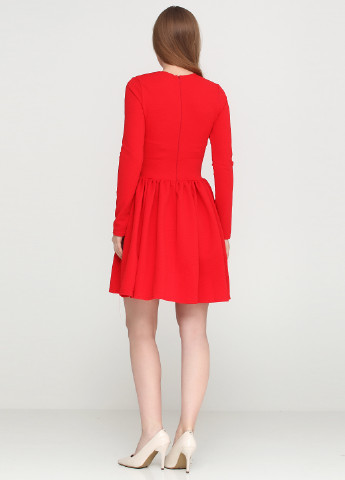 Червона коктейльна плаття, сукня міді Modna Anka однотонна