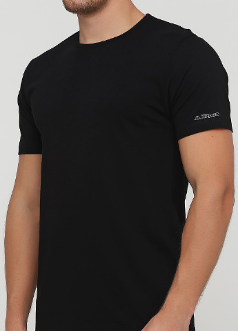 Черная футболка Kappa