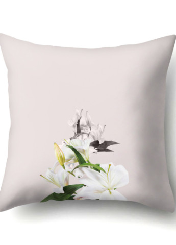 Подушка декоративна White flowers 45 х 45 см Berni Home 56311 (232687480)