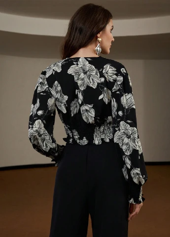 Чёрная блуза SHEIN
