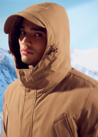 Світло-коричнева зимня куртка Springfield