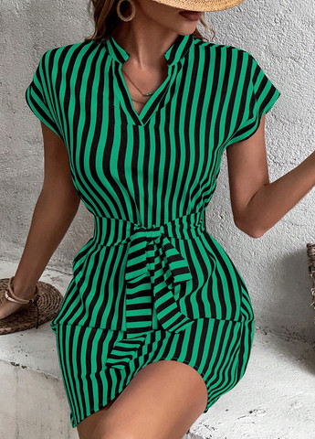 Зеленое кэжуал платье SHEIN в полоску