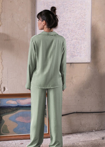 Светло-зеленая всесезон пижамний костюм шелк/хлопок с брюками wasabi Forly