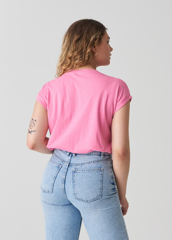 Розовая летняя футболка Sinsay