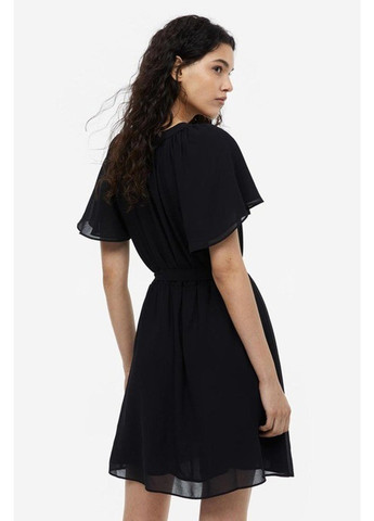 Черное кэжуал платье H&M однотонное