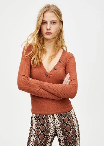 Коричневий лонгслів,коричневий, пуловер Pull & Bear