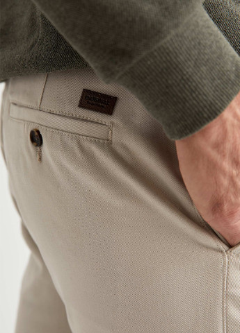 Молочные джинсовые демисезонные прямые брюки DeFacto