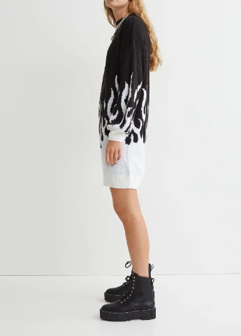 Черное кэжуал платье H&M с рисунком