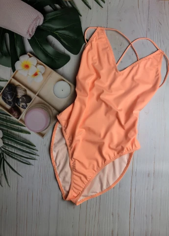 Пудровий літній цілісний купальник роздільний Asos