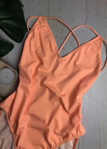 Пудровий літній цілісний купальник роздільний Asos